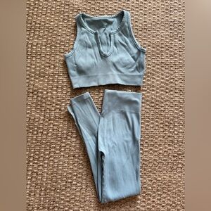 Seamless Ribbed High-Waist Leggings in Sage